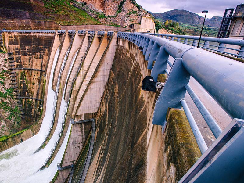 Projeto da Renewable Energy visa modernizar hidrelétrica em São Simão