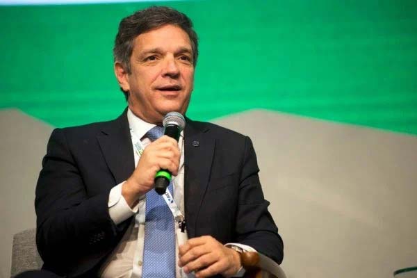 Paes de Andrade assume Petrobras