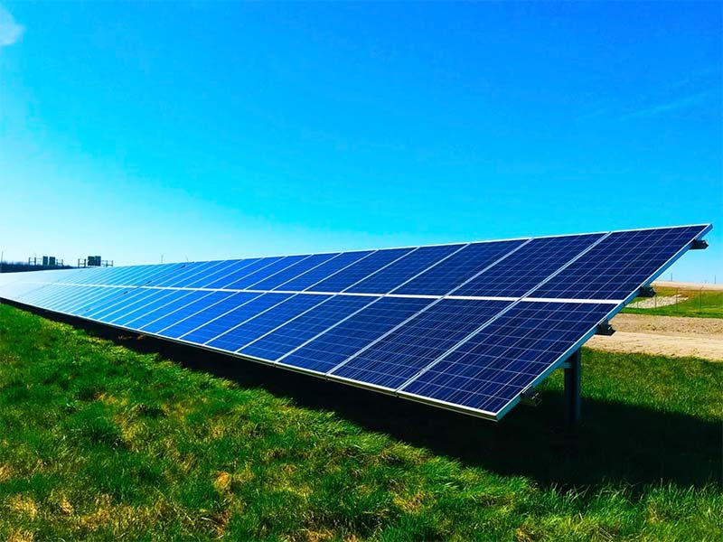 ABSOLAR defende ampliação de políticas públicas para energia solar